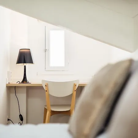 Oli's Flat דירה ניס