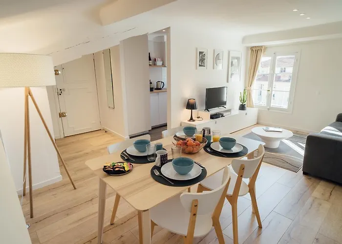 Oli's Flat