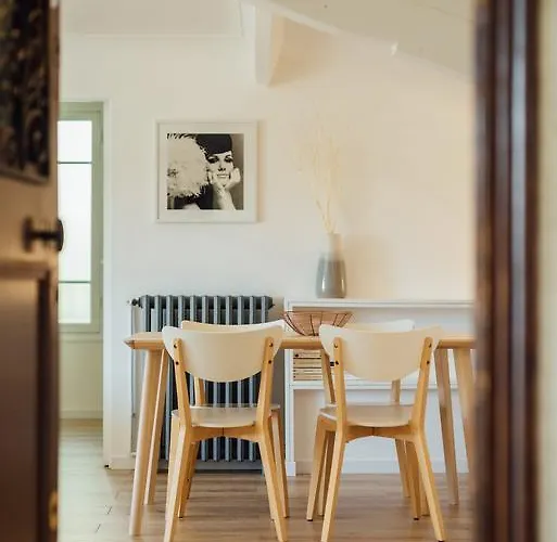 Oli's Flat Niza