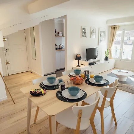 Oli's Flat